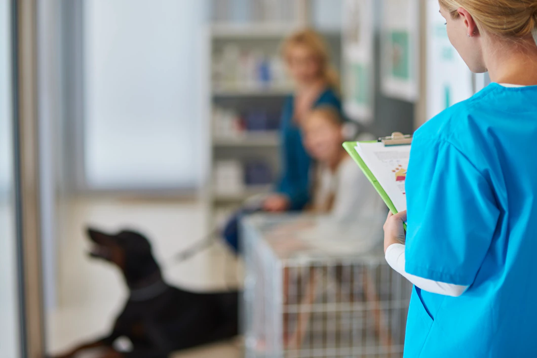 JORNADA INFORMATIVA:  SITUACIÓN ACTUAL DEL SECTOR VETERINARIO CLÍNICO CON LOS GRANDES GRUPOS VETERINARIOS 